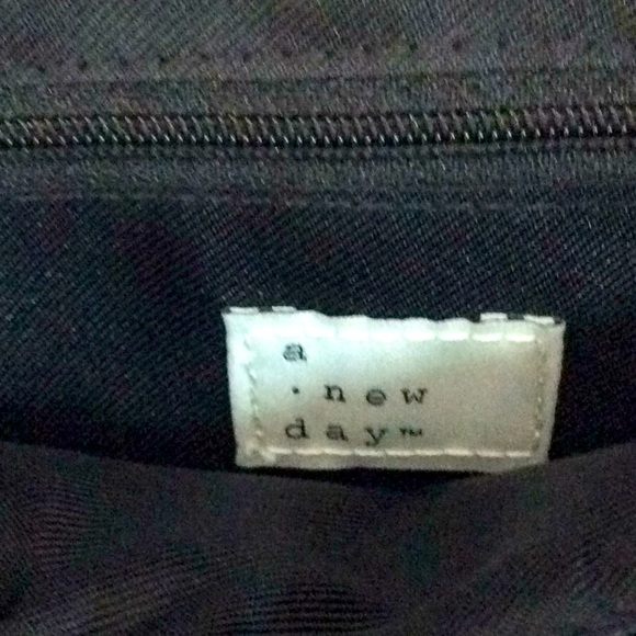 a.new.day Purse - Picture 6 of 7